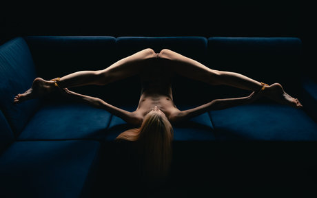 Naakte gelekte OnlyFans-foto van Dinacat