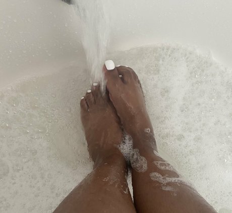 Chocolatefeet8 OnlyFansリークヌード写真