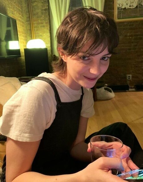 Ella Hunt