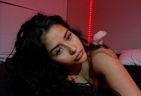 Chantell Flores