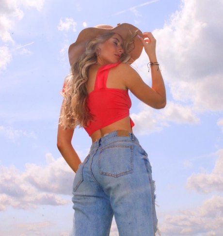 Nøgent lækket OnlyFans-billede af Sarah Kate Stricker