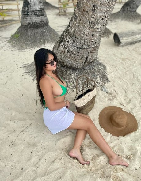 Naken läckt OnlyFans-bild av Heypowpai