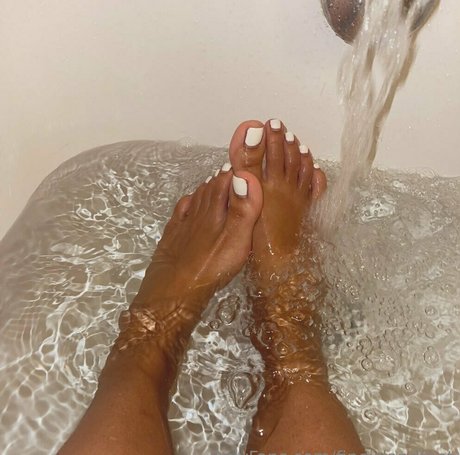 Fineislandfeet