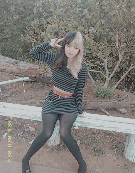 Momoiro Cosplay