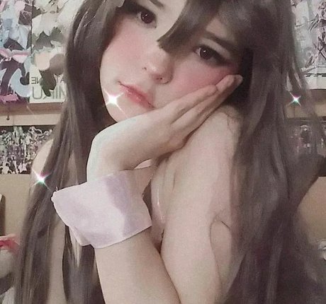 Momoiro Cosplay