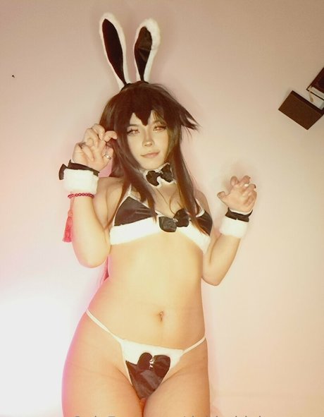 Momoiro Cosplay