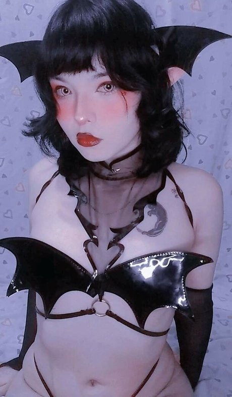 Momoiro Cosplay