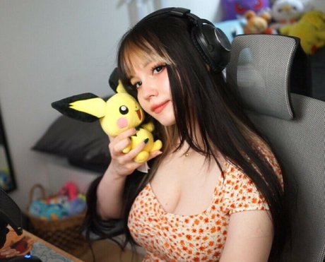 Shini Waifu