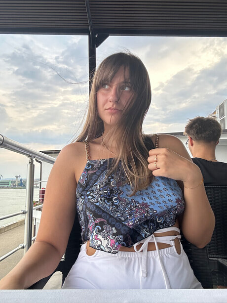 Naakte gelekte OnlyFans-foto van  Bambi Lino 