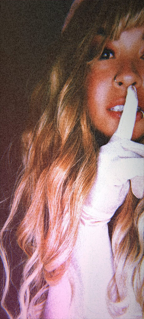 Naken läckt OnlyFans-bild av Ly