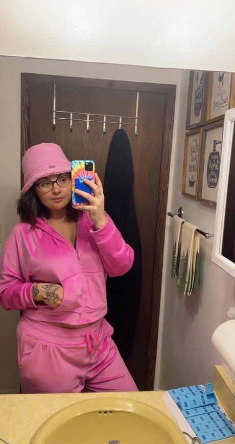 Naken läckt OnlyFans-bild av Babyrissa