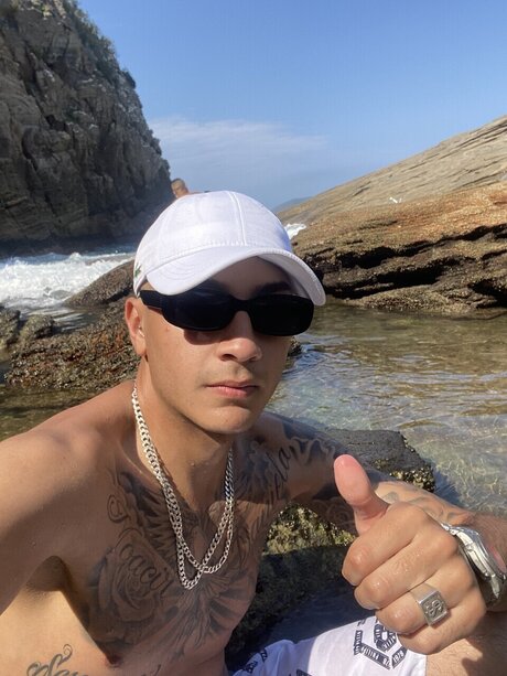 Alaston vuotanut OnlyFans-kuva Danielvitorr10