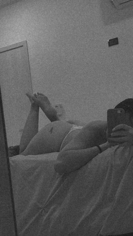 Обнаженная фотография утечки OnlyFans от Steffany