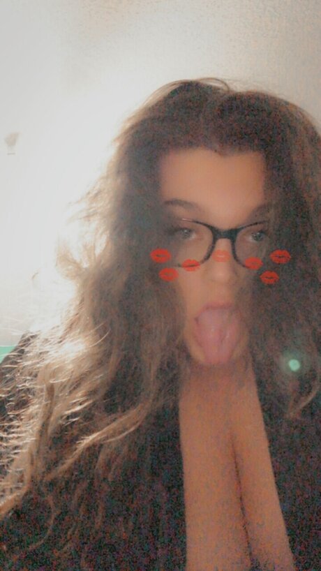 Alaston vuotanut OnlyFans-kuva Big Titty Babe