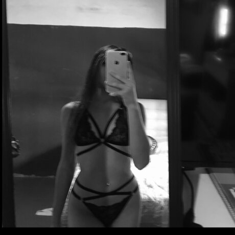 Обнаженная фотография утечки OnlyFans от   