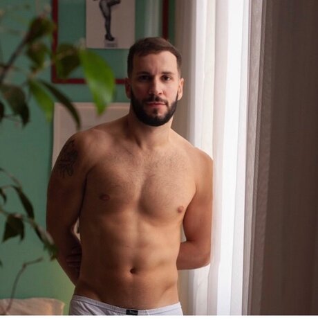 Naakte gelekte OnlyFans-foto van Alxhunkbr