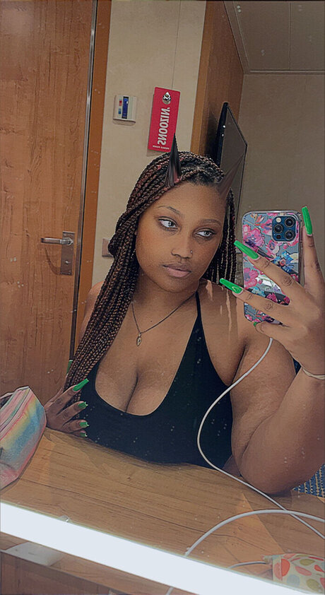Naken läckt OnlyFans-bild av Foot Princess Amplt 3