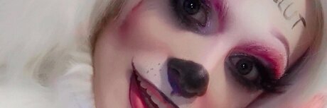 Alaston vuotanut OnlyFans-kuva Lisa Fursissy Black