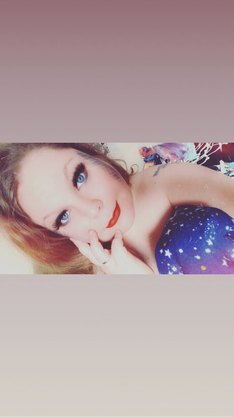 Photo nue de fuite OnlyFans de Thefourofhearts