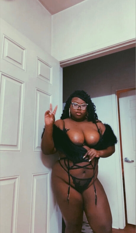 Naken läckt OnlyFans-bild av Bilquisbilquis