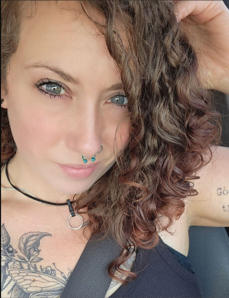 Naakte gelekte OnlyFans-foto van Xxprettypistolxx