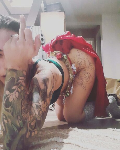 Alaston vuotanut OnlyFans-kuva Morbidpyscatic