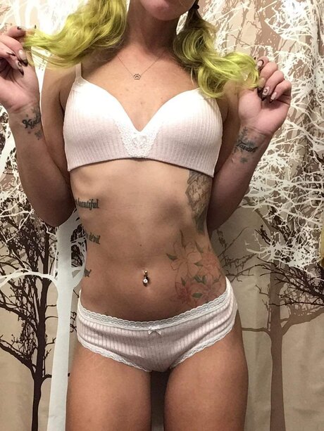 Naken läckt OnlyFans-bild av U91232182