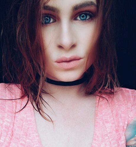Nacktes geleaktes OnlyFans-Foto von Reniegh
