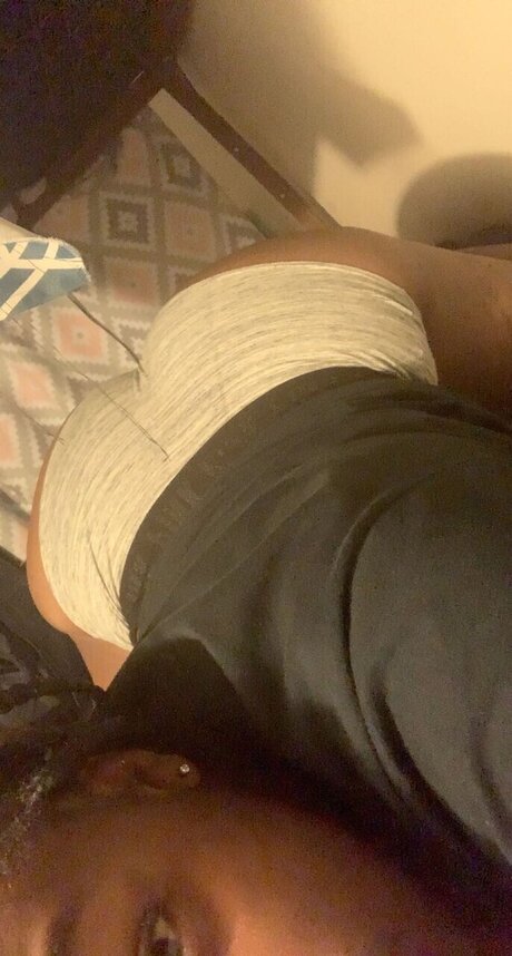 Naken läckt OnlyFans-bild av Bigcakes