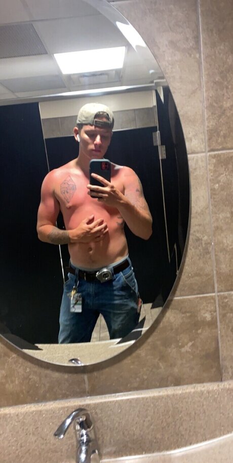 Nagie wyciekłe zdjęcie OnlyFans od Ryan