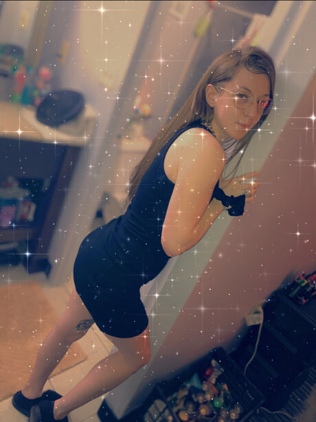 Naken läckt OnlyFans-bild av Bri 