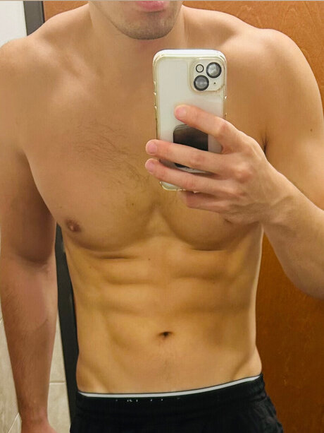 Foto nua vazada do OnlyFans de Kevin L