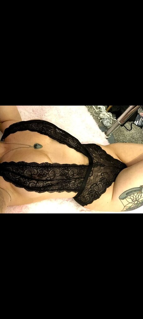 Обнаженная фотография утечки OnlyFans от Ivyclimbs