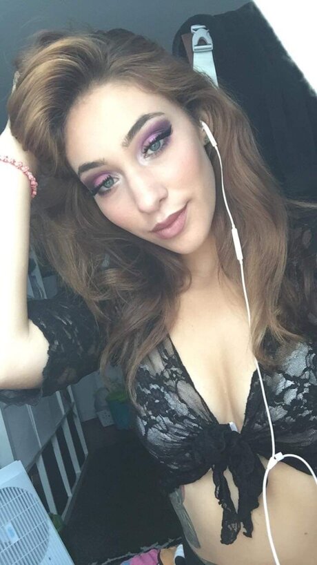 Nagie wyciekłe zdjęcie OnlyFans od Alicia Hernandez