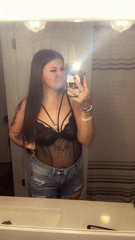 Naken läckt OnlyFans-bild av Amber