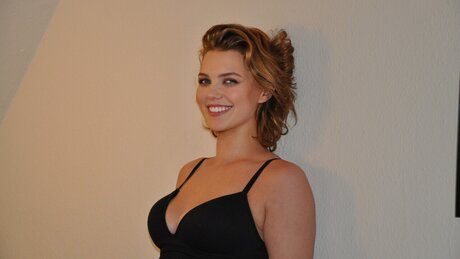 Naken läckt OnlyFans-bild av Elvi