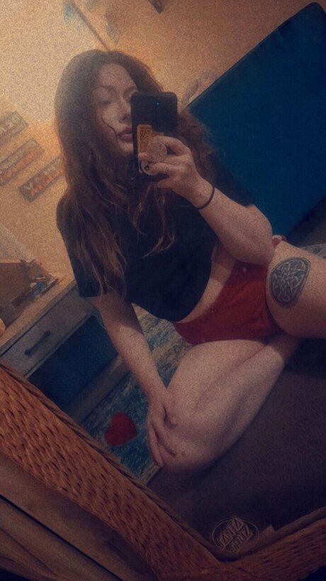 Photo nue de fuite OnlyFans de Baby Infidel