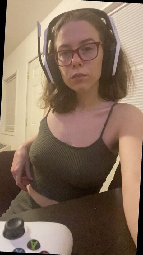 Обнаженная фотография утечки OnlyFans от Shyhotnerd