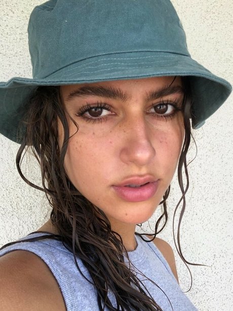 Renee Maudlena Noe OnlyFans