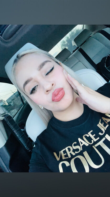 Alaston vuotanut OnlyFans-kuva Jackie