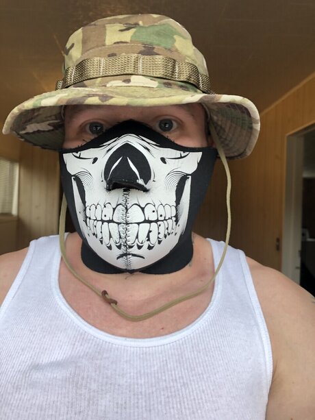 Nagie wyciekłe zdjęcie OnlyFans od Samael