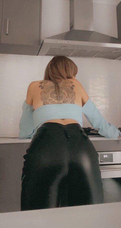 Alaston vuotanut OnlyFans-kuva Faith