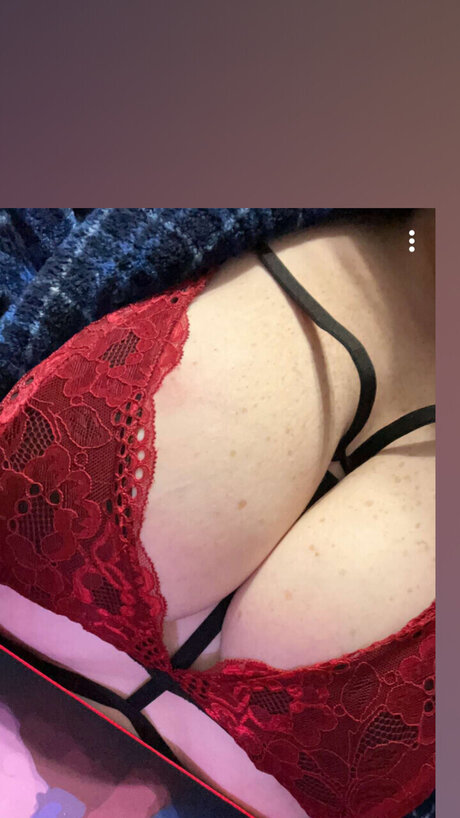 Nøgent lækket OnlyFans-billede af Lauren