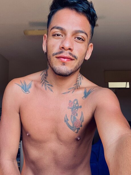 Alaston vuotanut OnlyFans-kuva Angel Rodrguez  
