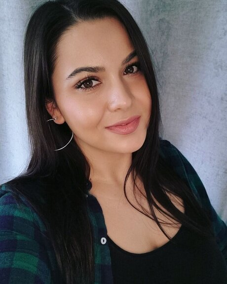 Обнаженная фотография утечки OnlyFans от Brownie