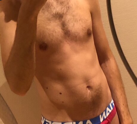 Naken läckt OnlyFans-bild av Norgay