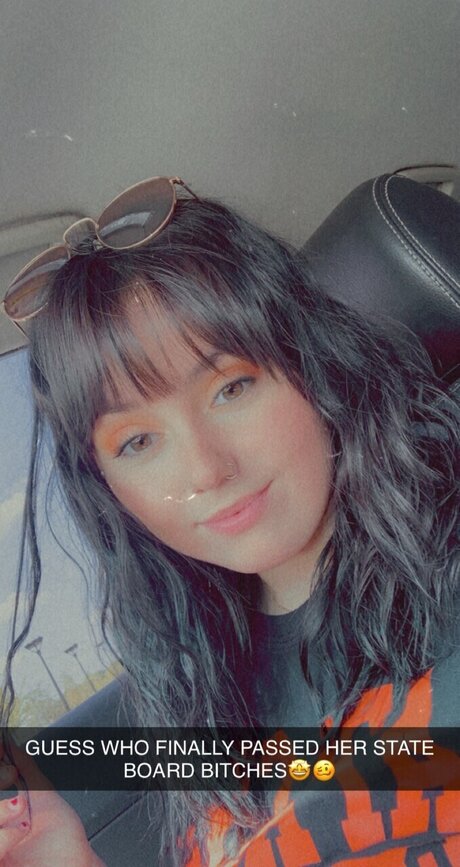 Naken läckt OnlyFans-bild av Cecelia