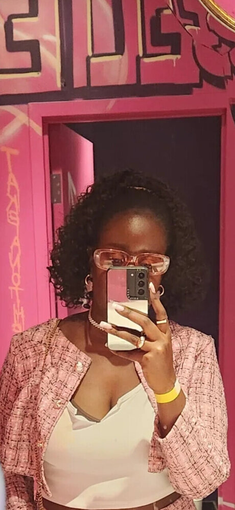 Naken läckt OnlyFans-bild av Goddess Supreme