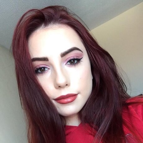 Naakte gelekte OnlyFans-foto van Bybpretty