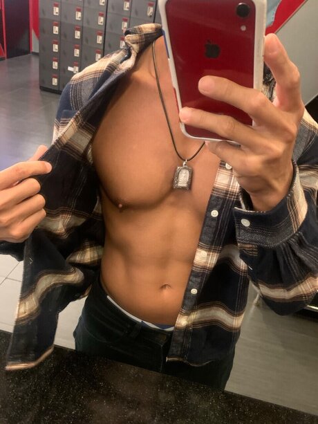 Naken läckt OnlyFans-bild av 